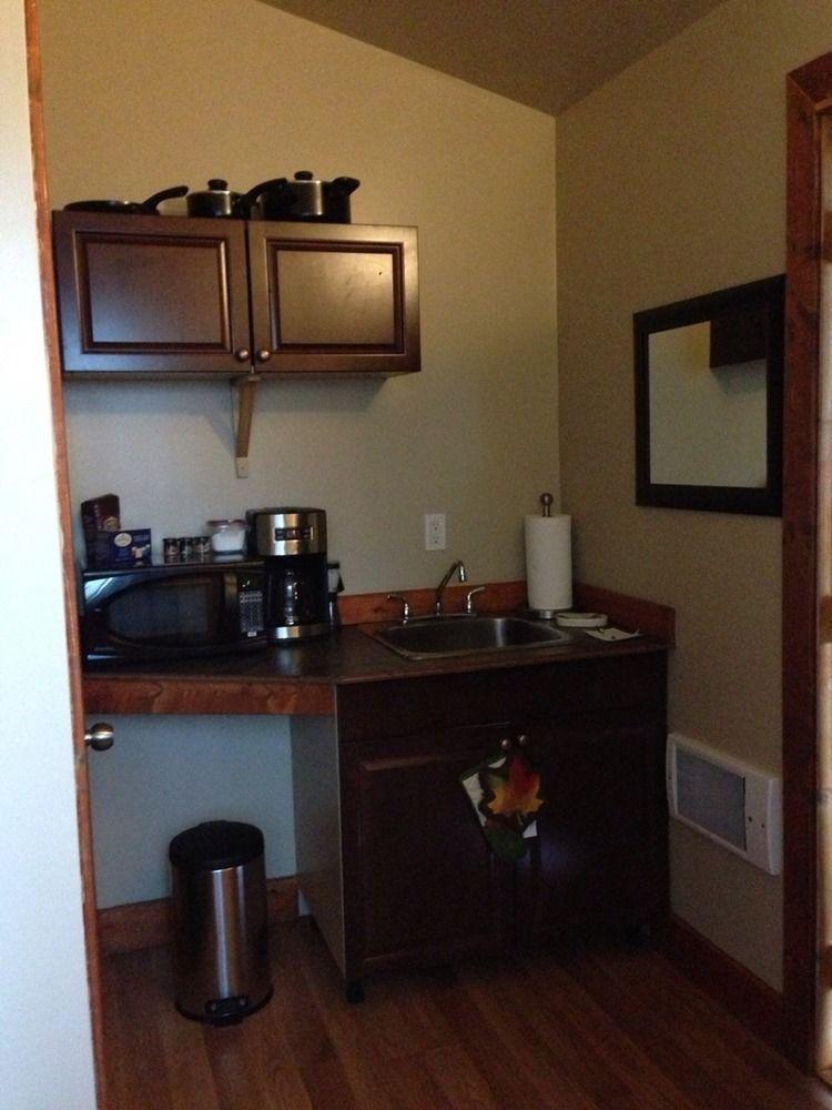 A-1 Alberni Inn Port Alberni Zewnętrze zdjęcie