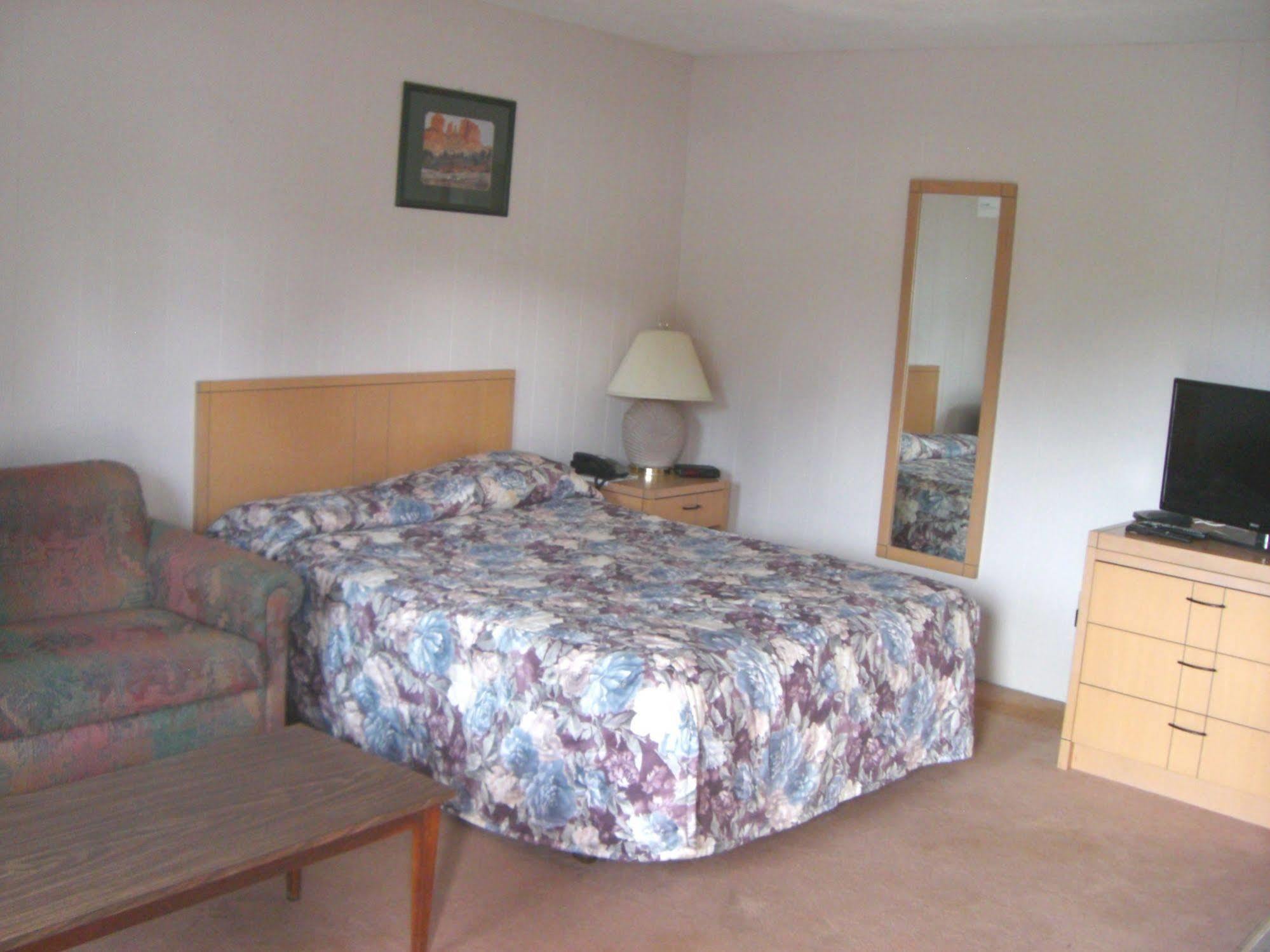 A-1 Alberni Inn Port Alberni Zewnętrze zdjęcie